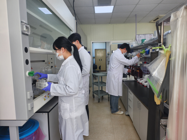 토양검정 실시 모습