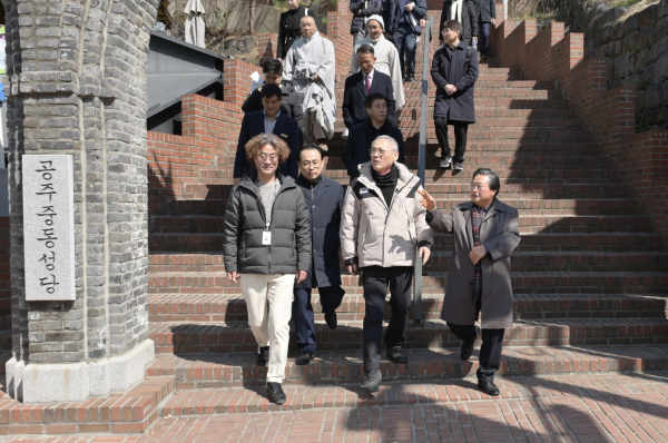 유인촌 장관 방문 모습