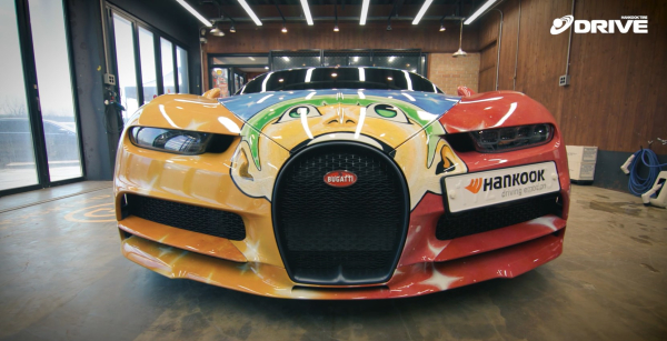 한국타이어 브랜드 슬로건 드라이빙 이모션 주제의 기안84 작품