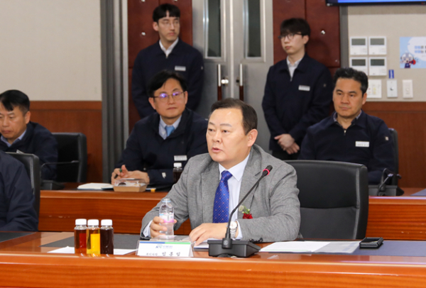 국가철도공단 임종일 부이사장이 25일 철도시설 종합정보시스템(RAFIS) 개통행사에서 인사말을 하고 있다.