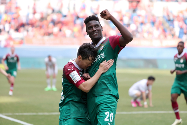 강원전 음라파 선수 모습