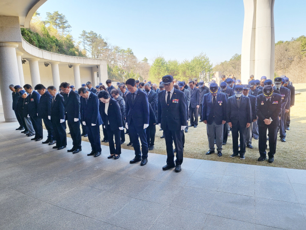대전지방보훈청-대전보훈단체, 대전보훈공원 영렬탑 월례참배 모습