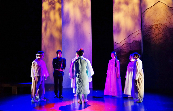 지난해 ‘퍼포먼스 챌린지’에 선정된 작품 ‘역반’의 공연 장면