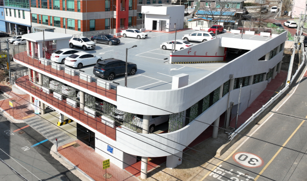 78면 규모의 공영주차타워