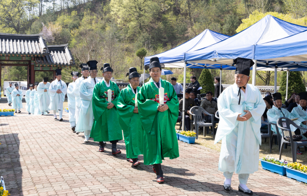 면암 최익현 선생 항일거의 제118주년 기념 추모제 거행 모습