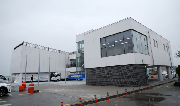 다목적 어민회관 모습.