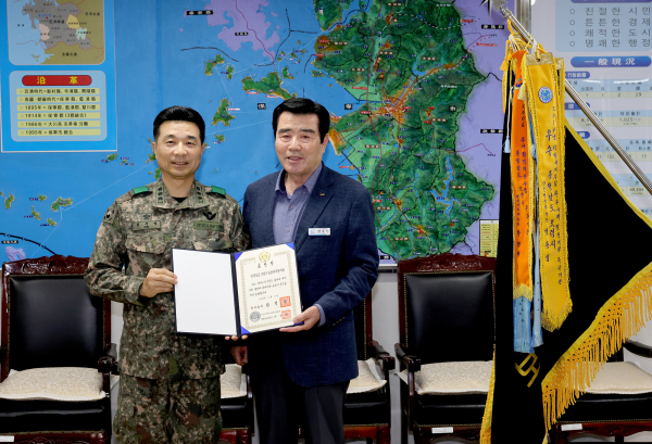 보령시통합방위협의회, 예비군 육성 유공‘국무총리 표창’수상 모습