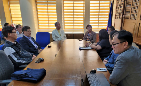 지난 18일 필리핀 두마게티시에 위치한 실리만 대학교측과 센터건립을 위한 대표자 협의회