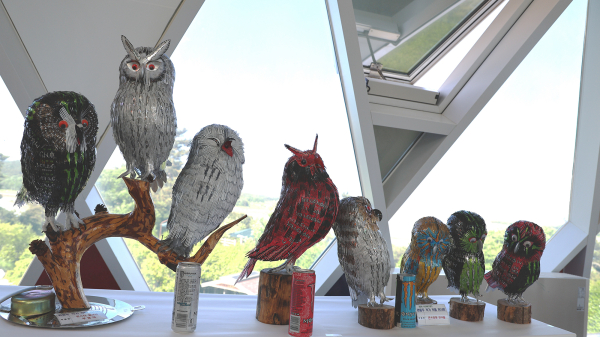 서산버드랜드 4D 상영관 2층 특별전시관에 전시된 정크아트 작품