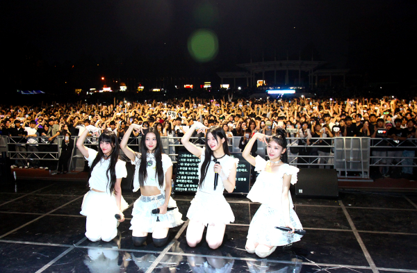 2024 청림축제 야간 연예인 축하 공연 모습