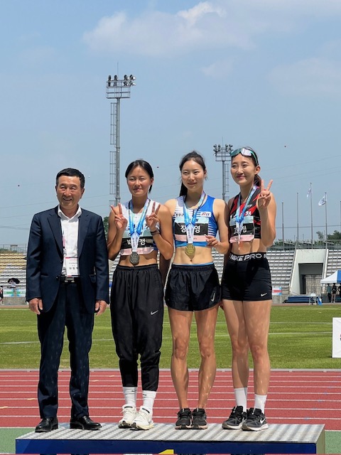 청양군청 육상팀, 제28회 나주 한국 실업육상연맹(KTFL) 전국 실업 육상경기선수권대회 수상 기념