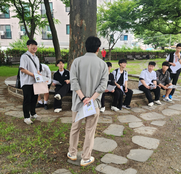 지난 30일 읍내동 도시재생 뉴딜사업 현장에서 진행된 교외 체험 프로그램