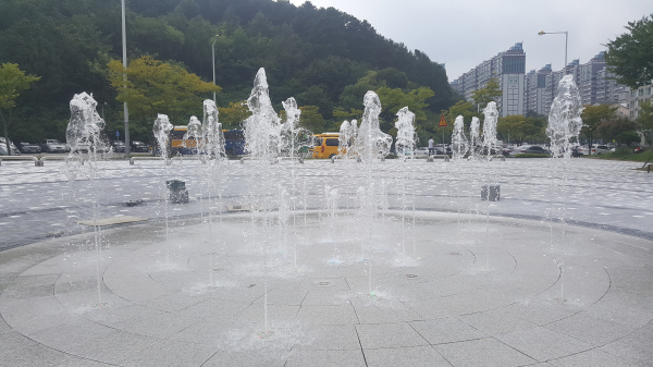 금암과장 바닥분수