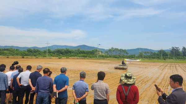 전략작물 파종·수확 시연회 개최 모습