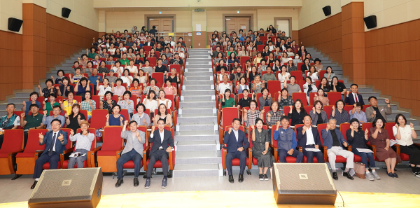 서산시자원봉사센터, 자원봉사 활성화를 위한 단체장·봉사자 교육 모습