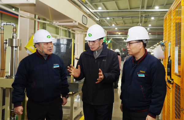 이완섭 서산시장이 지난 2월 27일 마성산업㈜을 방문했다.