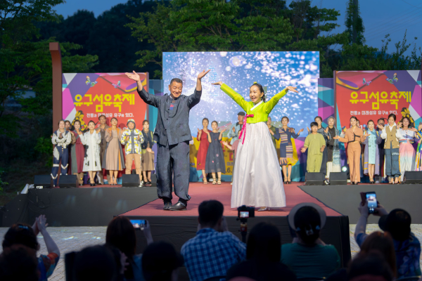 지난 21일과 22일 열린 유구섬유축제 진행 패션쇼 모습