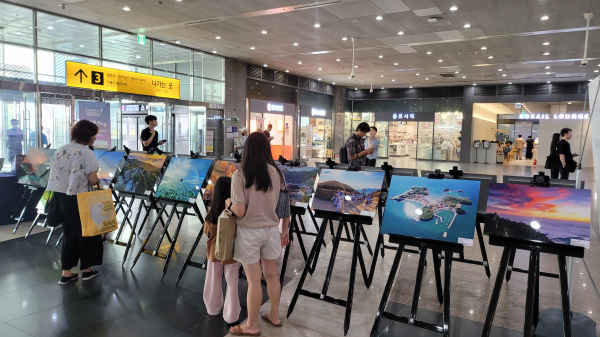 사진공모 우수작 활용 홍보전 모습