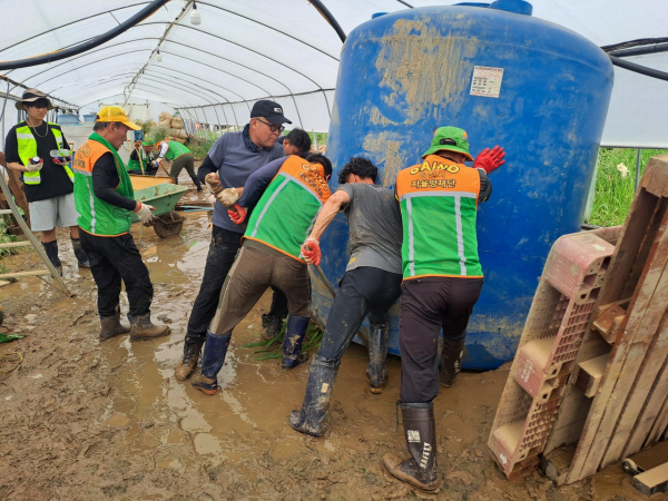 자율방재단 수해복구 봉사활동 모습