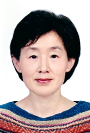 한남대 정혜신 명예교수