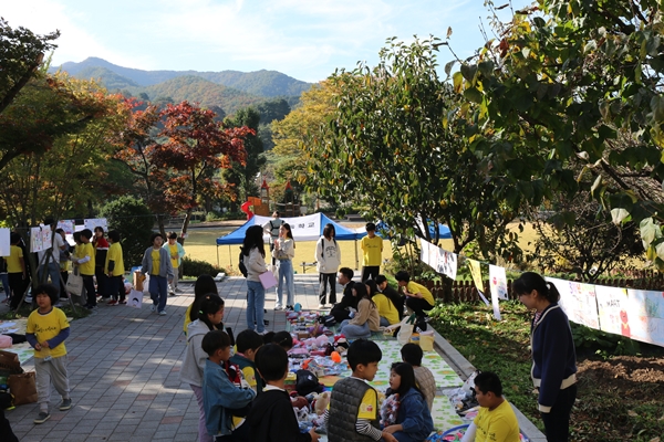 산흥초 알뜰바자회