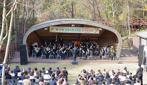 산흥초 정기연주회