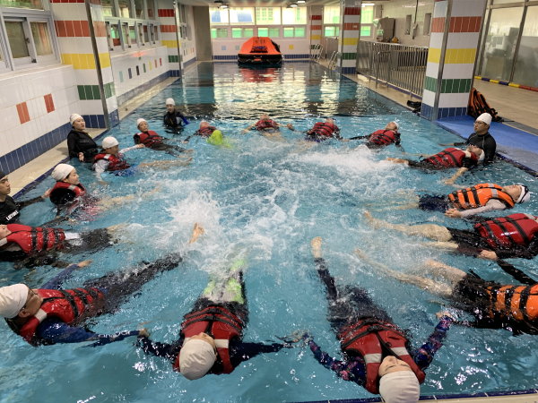 중․고등학교 교원 대상으로 '교원 해양 직무연수' 진행 모습