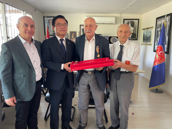 튀르키예 뷰첵메제시 문화예술축제 참석- 튀르키예 한국전 참전용사 위문