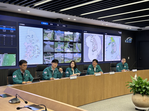 녹조 확산 대응 긴급 회의