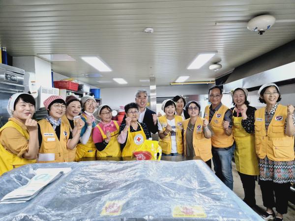 대한적십자사 세종지구협의회 주관으로 열린 ‘행복 밥상 전달식’ 동참