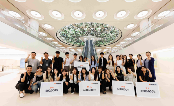 한국디자인진흥원과 디자인 산학협력 프로젝트 진행