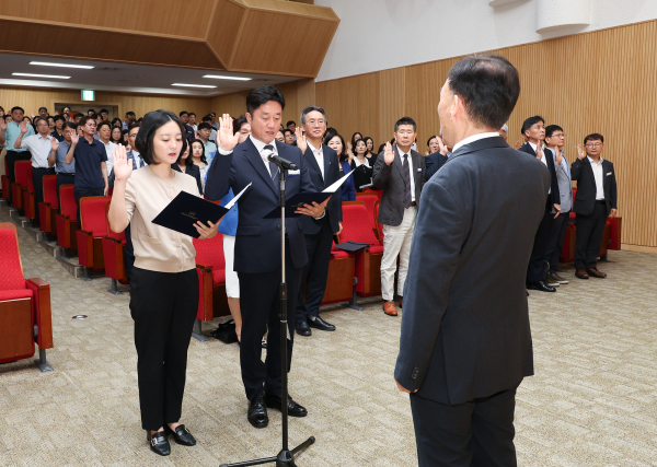 상호존중 실천 다짐’ 위한 전 직원 청렴 서약식 모습