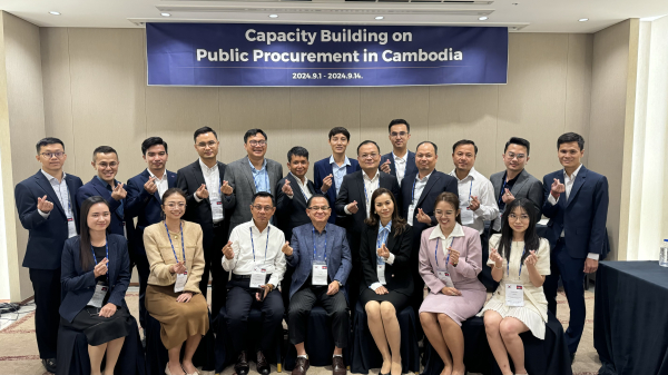 캄보디아 공무원 대상 공공조달 역량 강화 연수 단체사진