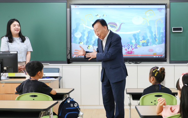 설동호 교육감, 대전하기초 늘봄학교 현장 방문 모습