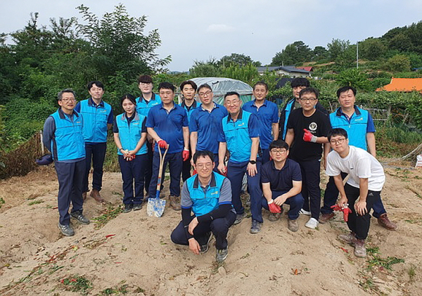 환경에너지사업소, 지역주민 일손 돕기 봉사 모습