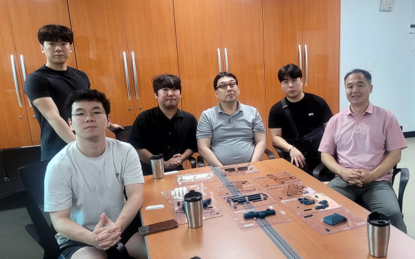 드론공간정보공학과, 충주성모학교에 3D 촉지도를 11점 기증