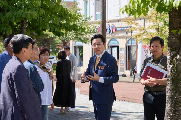 ‘우리동네 골목대장’, 24일 탕정면 지중해 마을 방문 모습