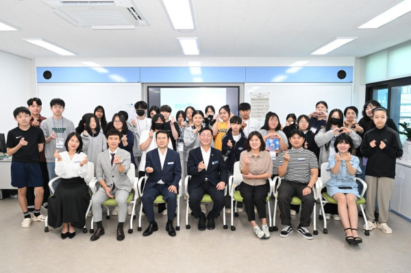 지난 23일, 김제선 중구청장 초청 특강 진행 기념사진