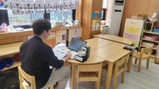 상반기 학교 공기질 측정 모습