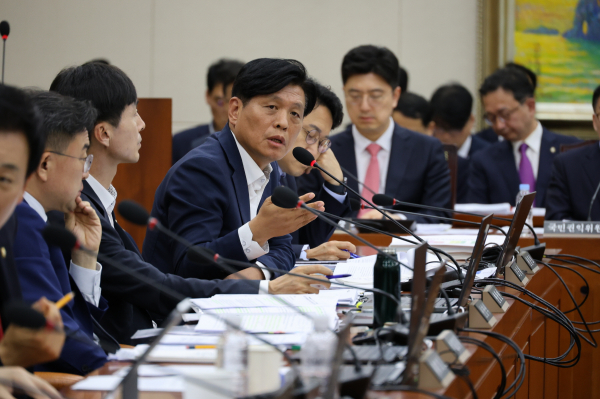 민주당 조승래 의원