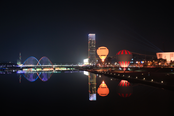 ‘드림 열기구 나잇’과 ‘딜라잇 문보트’ 진행 모습