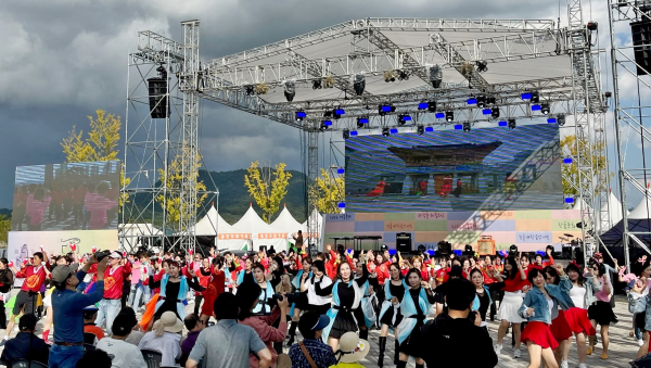 세종축제 한글 라인댄스 플래시몹 행사 진행 모습