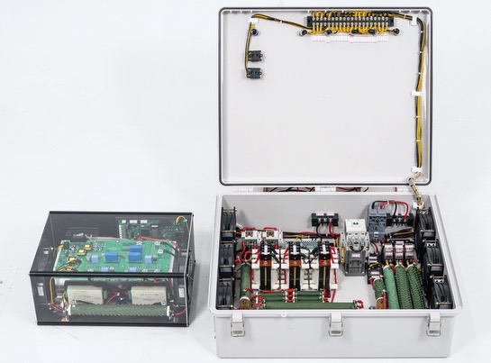 금상 작인 전기·전자·통신공학부 널리지팀의‘지능형 블랙아웃 방지장치(IBPD)’