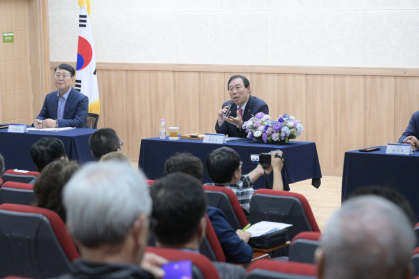 23일 도담동 행복누림터(복합커뮤니티센터)에서 도담·해밀·어진·산울동 주민과 소통의 시간 진행