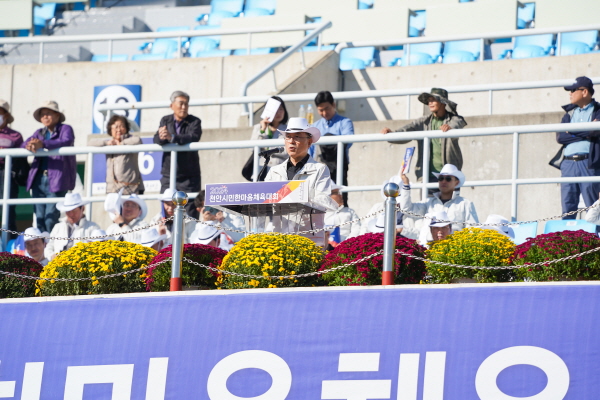‘2024 천안시민한마음체육대회’가 지난 26일 천안종합운동장과 천안시 일원에서 성황리에 개최됐다.