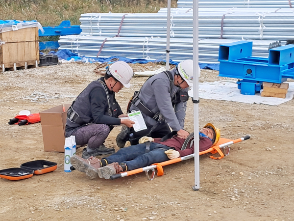 건설현장 재난대응 모의훈련 진행 모습