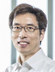 천진우 IBS 나노의학 연구단 단장