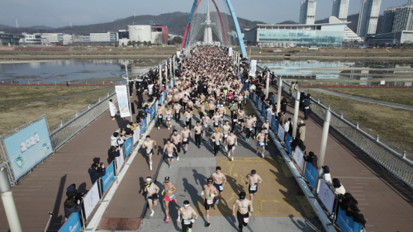 지난해 선양 맨몸마라톤 진행 모습