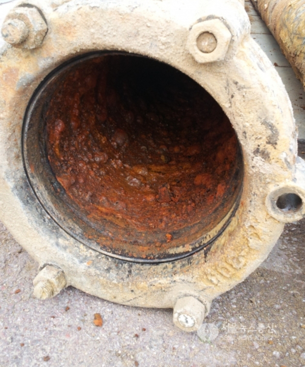 수도관 노후화 모습