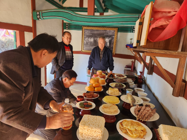운곡면 표절사 제향 봉행 모습
